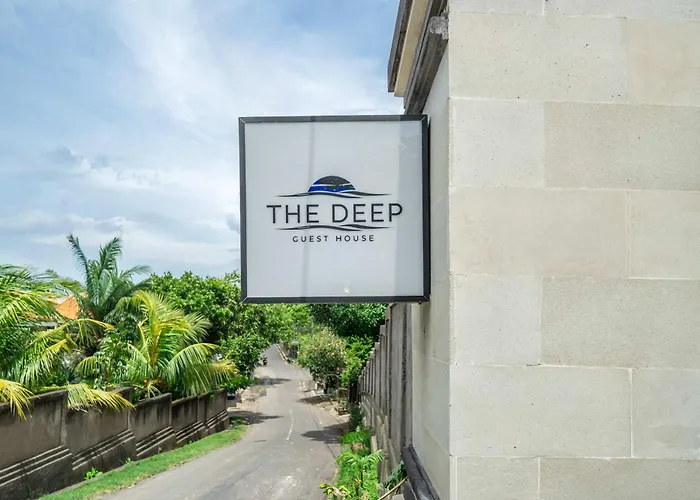 The Deep Guest House - Cozy Private Room Pool